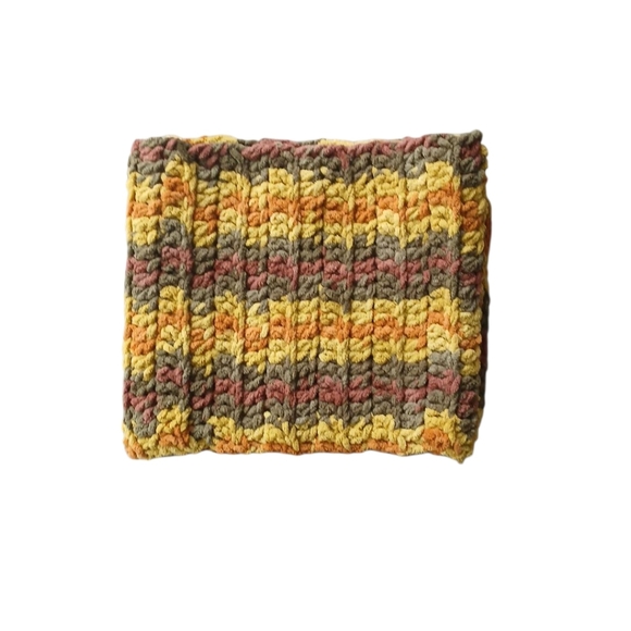 Handmade knit scarf - Picture 1 of 4